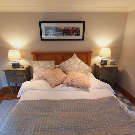 Brook House Apartment Bunbury Eksteriør billede